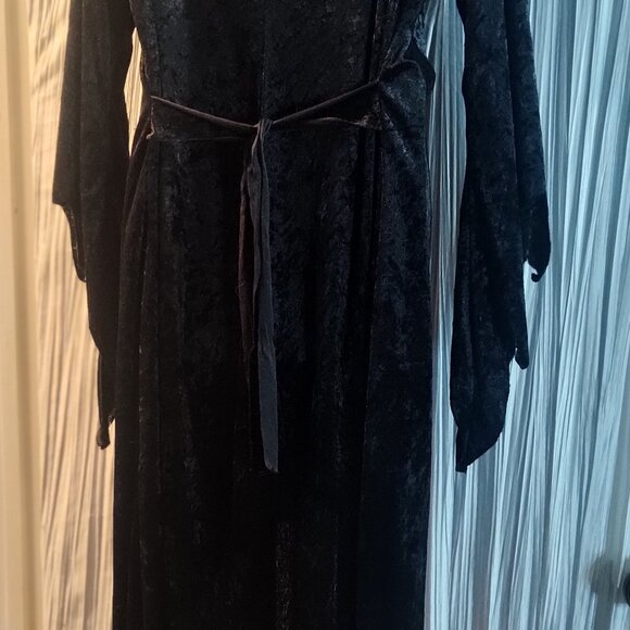 Black Goth or costume dress with asymmetrical villainous hem  + sleeves - Picture 11 of 13